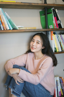 女保险公司推销员5